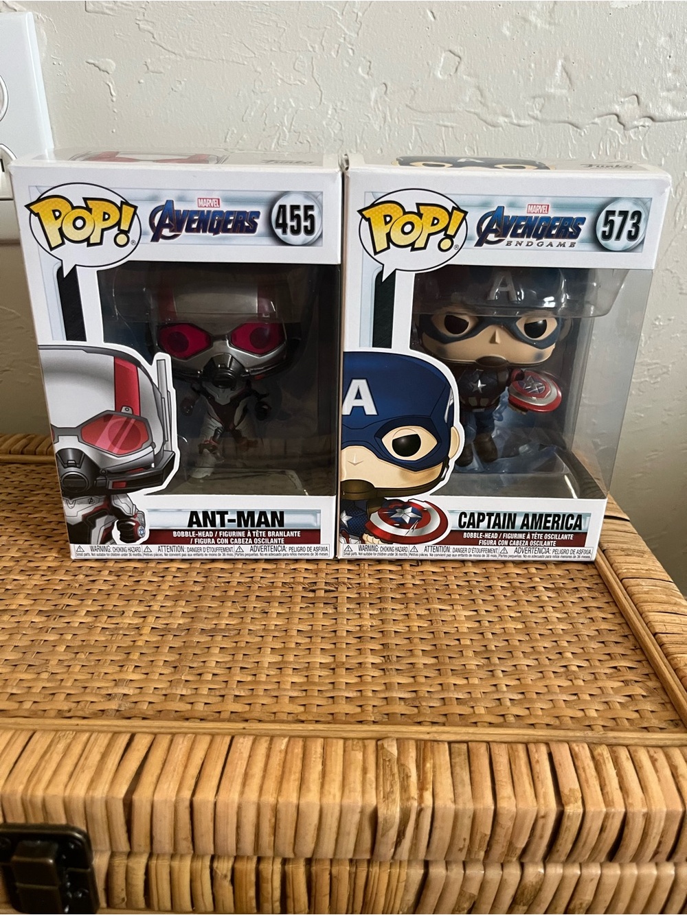 Funko Pop! Marvel Avengers Set of 2 Ant -Man 455 & Captain America 573